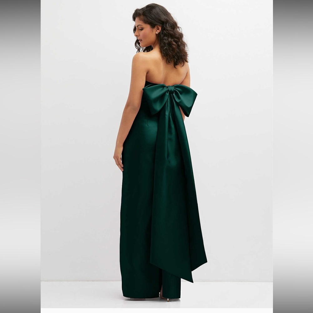 Alfred Sung Strapless Bow Back Satin Column Gown in Evergreen Size 0